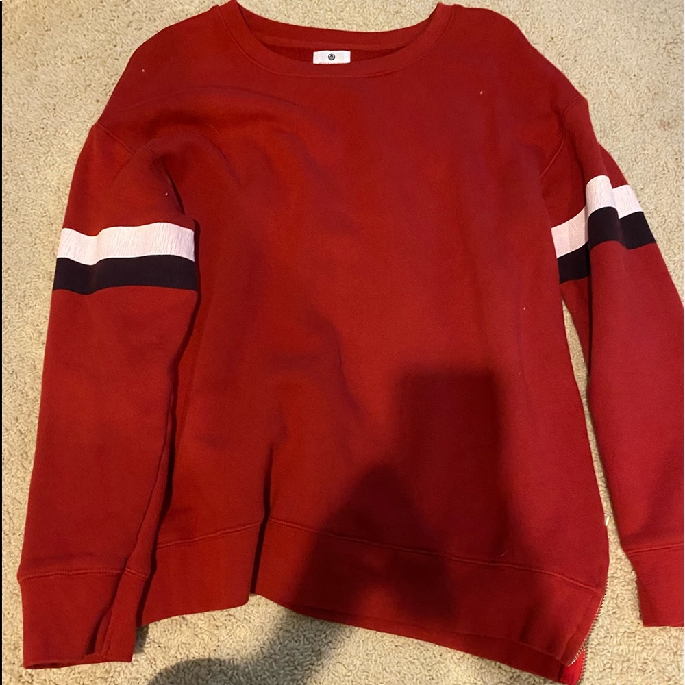 Sweatshirt